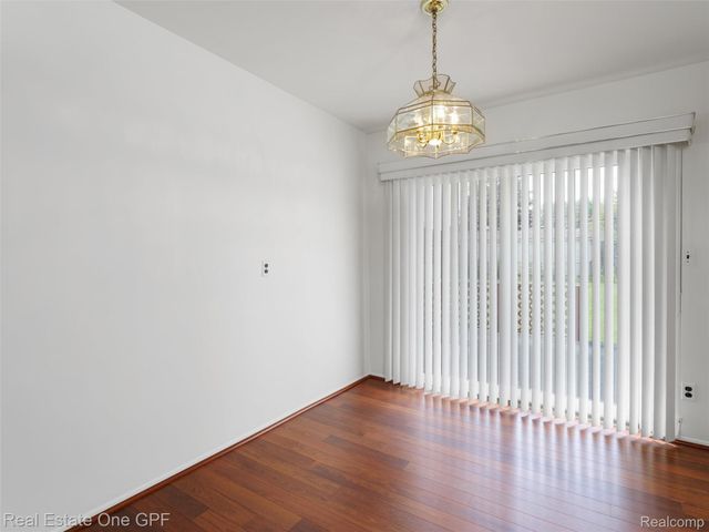 5214 Busch Avenue, Warren, MI 48091