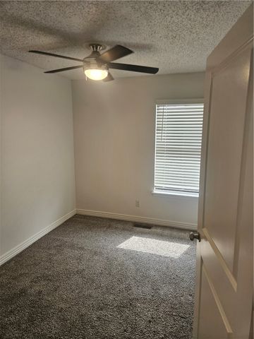 1301 E Central Avenue F-9, Bentonville, AR 72712