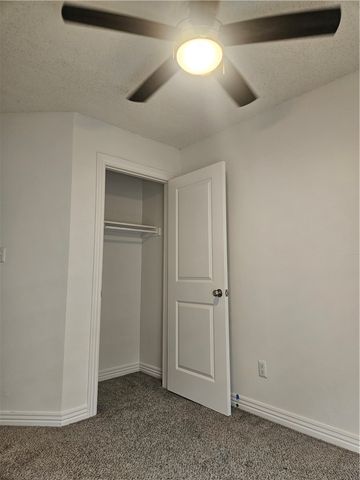 1301 E Central Avenue F-9, Bentonville, AR 72712