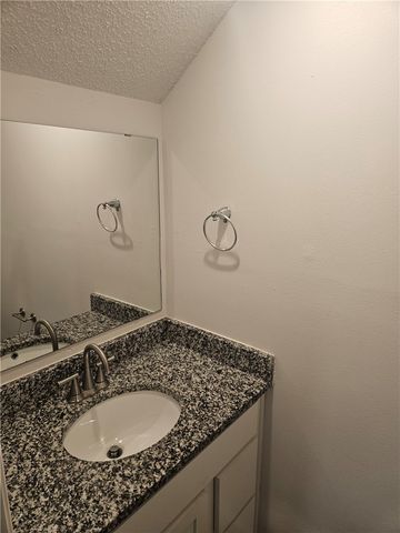 1301 E Central Avenue F-9, Bentonville, AR 72712