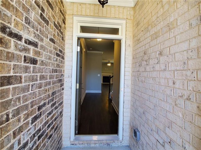 2708 Morgan Creek Drive, Buford, GA 30519