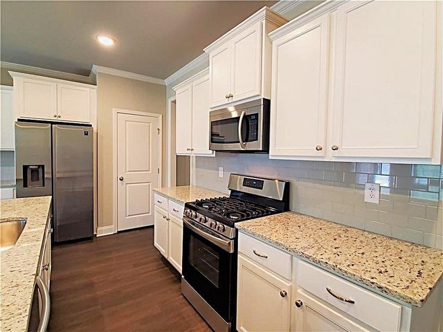 2708 Morgan Creek Drive, Buford, GA 30519