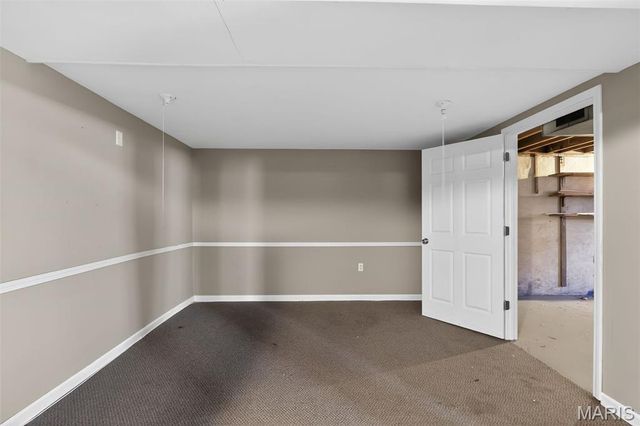 1328 Coppergate Lane, St Louis, MO 63138