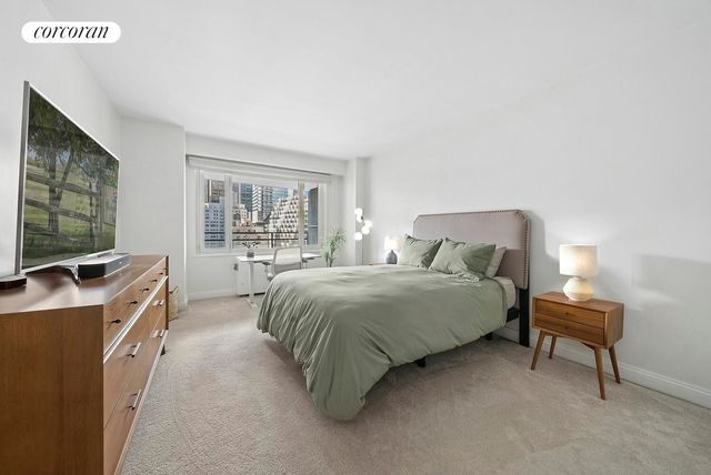 303 E 57th St Apt 11E, New York City, NY 10022