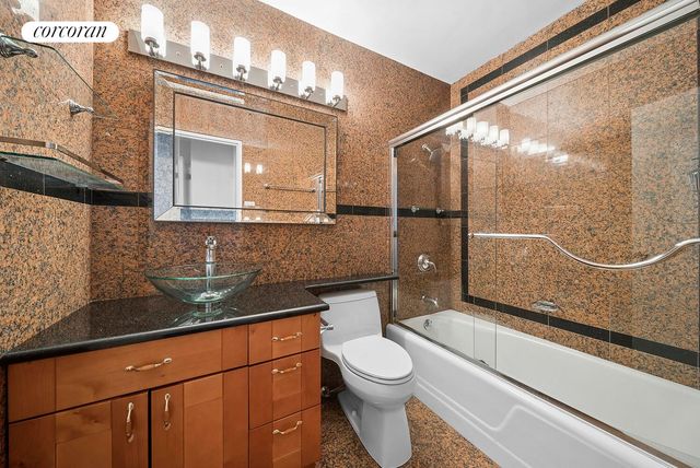 303 E 57th St Apt 11E, New York City, NY 10022