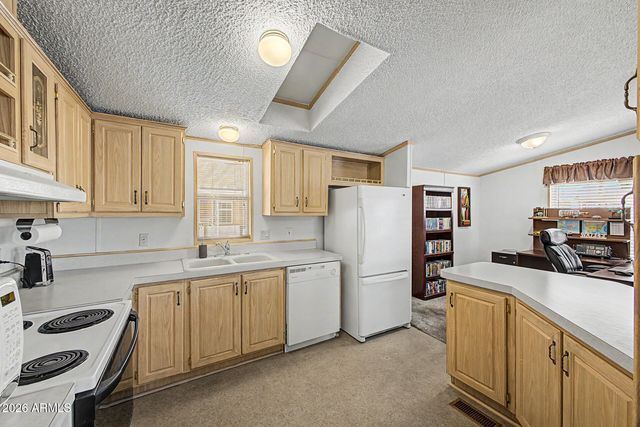 301 S Signal Butte Road 610, Apache Junction, AZ 85120