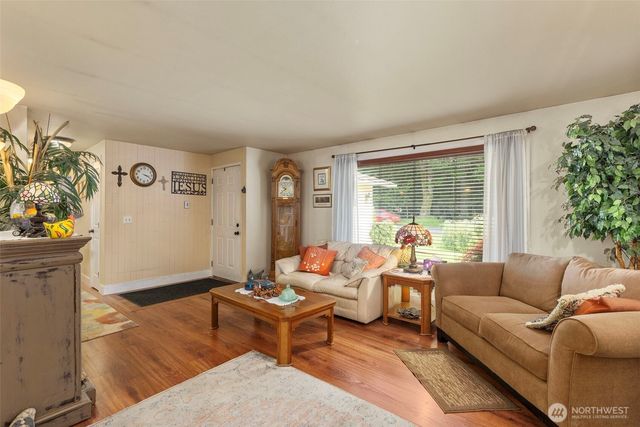 1344 NE Franklin Avenue, Bremerton, WA 98311