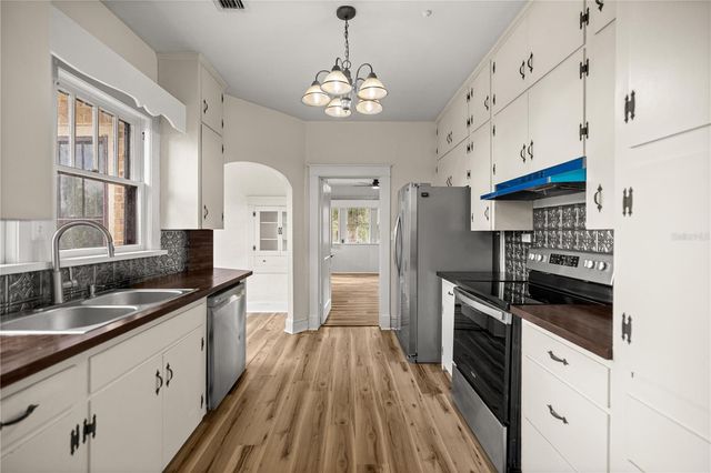 7018 SE 222ND STREET, Hawthorne, FL 32640