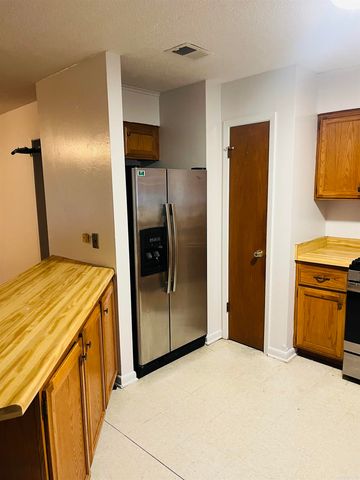 113 Country Court, Monticello, AR 71655