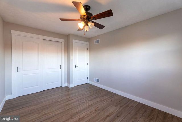 2674 SEVEN VALLEYS RD, Seven Valleys, PA 17360