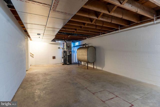 2674 SEVEN VALLEYS RD, Seven Valleys, PA 17360