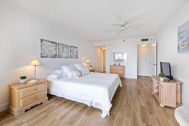 3912 S Ocean Boulevard 1211, Highland Beach, FL 33487