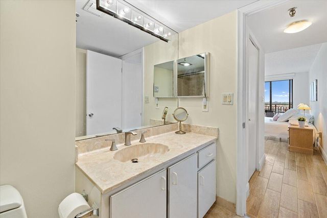3912 S Ocean Boulevard 1211, Highland Beach, FL 33487