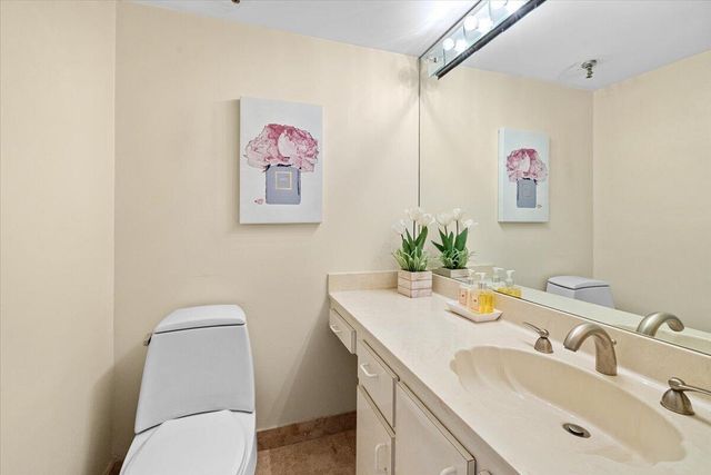 3912 S Ocean Boulevard 1211, Highland Beach, FL 33487