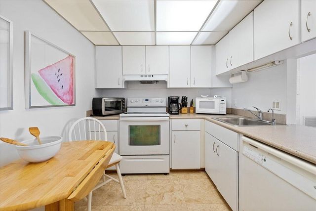 3912 S Ocean Boulevard 1211, Highland Beach, FL 33487
