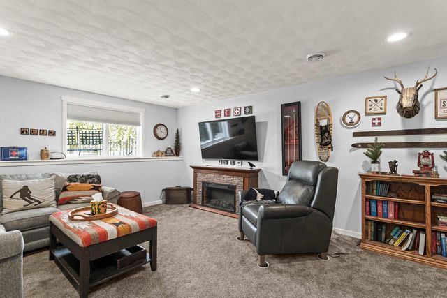 3650 Solar Avenue, Janesville, WI 53548