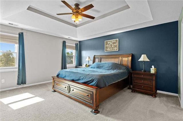 705 SE 11th Terrace, Lee's Summit, MO 64081