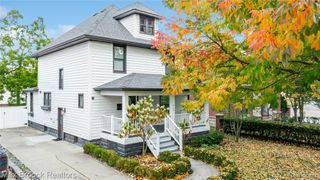 967 Ann Street, Birmingham, MI 48009