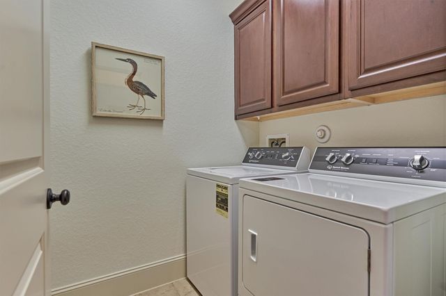 27 Rafters Row, Spring, TX 77380