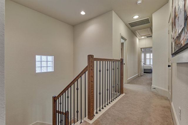 27 Rafters Row, Spring, TX 77380