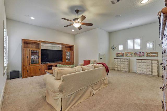 27 Rafters Row, Spring, TX 77380