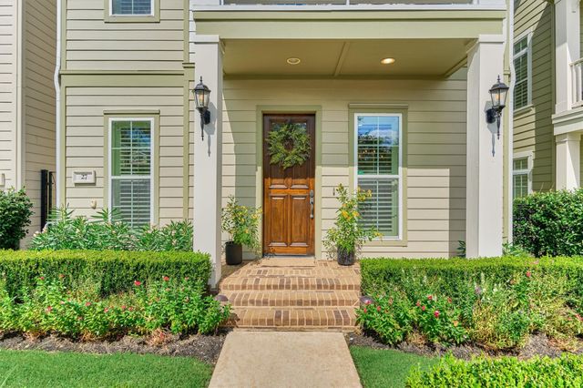 27 Rafters Row, Spring, TX 77380