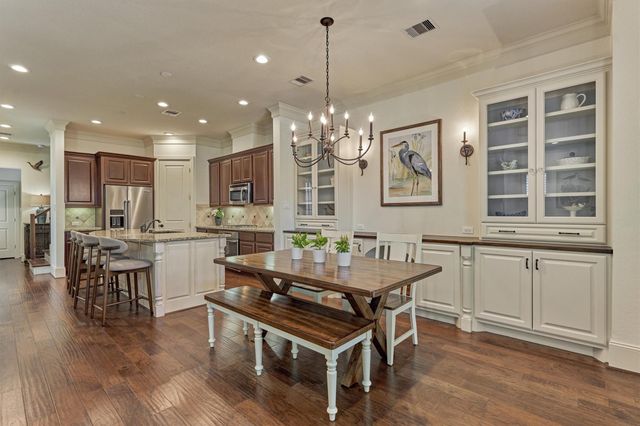 27 Rafters Row, Spring, TX 77380