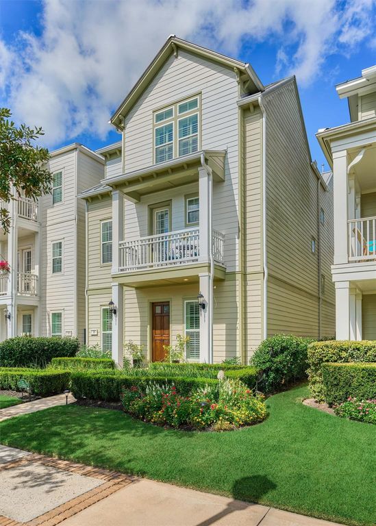 27 Rafters Row, Spring, TX 77380