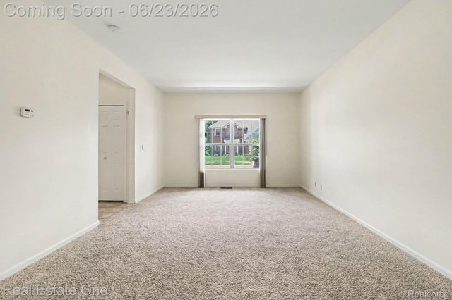 2106 Cattail Circle, Rochester Hills, MI 48309