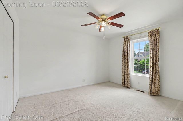 2106 Cattail Circle, Rochester Hills, MI 48309