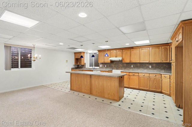 2106 Cattail Circle, Rochester Hills, MI 48309