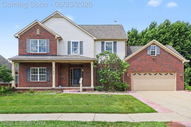 2106 Cattail Circle, Rochester Hills, MI 48309
