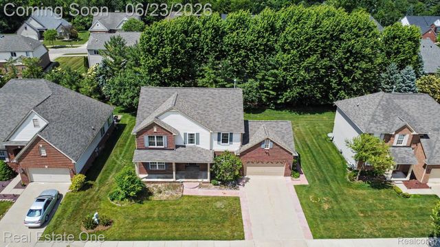 2106 Cattail Circle, Rochester Hills, MI 48309