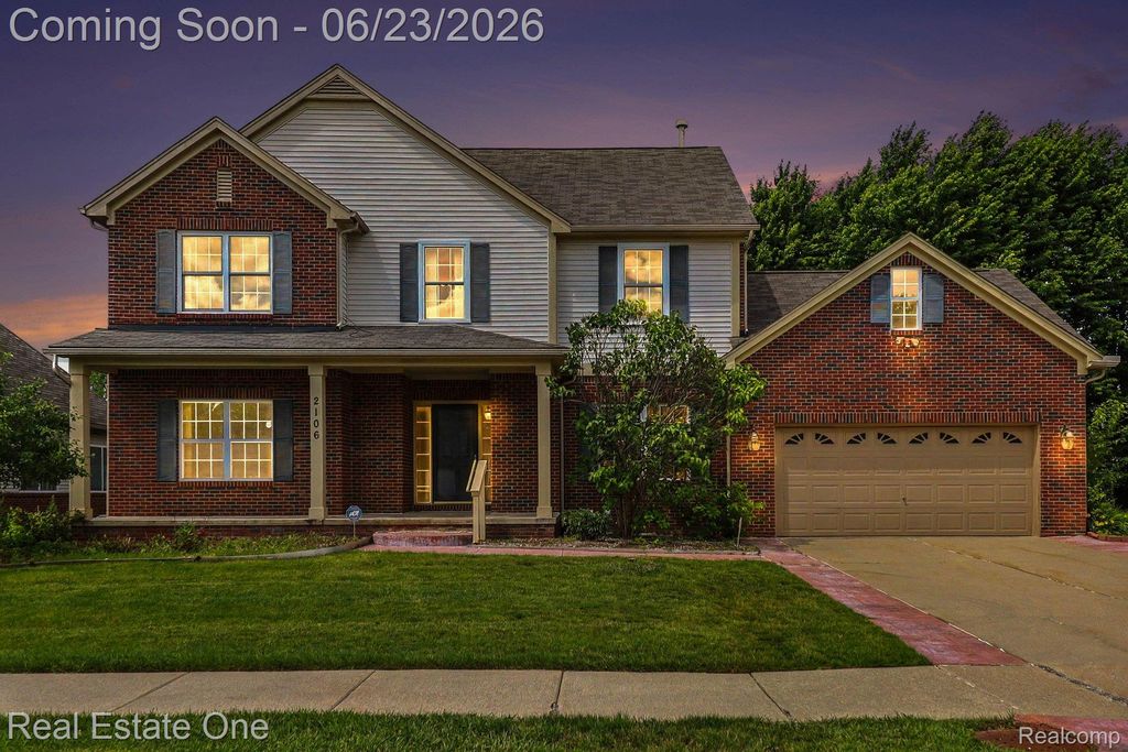 2106 Cattail Circle, Rochester Hills, MI 48309