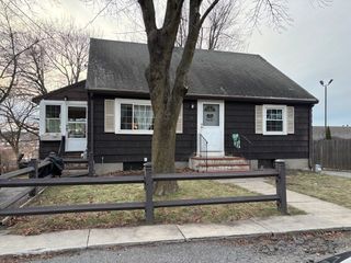 9 Garden Terrace, Woburn, MA 01801