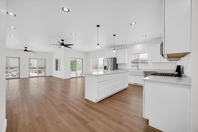 2231 Davis Avenue, Hammond, IN 46320