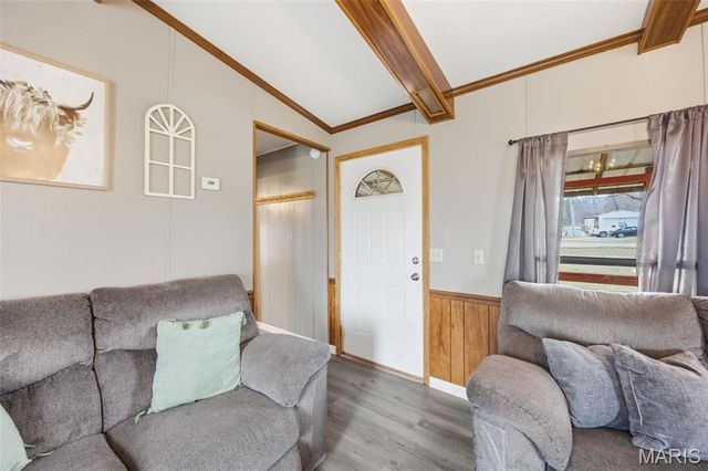 10076 Oakside Road, Mineral Point, MO 63660