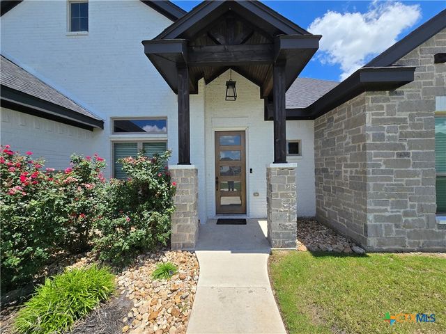 7130 Crystal Valley Drive, Temple, TX 76502
