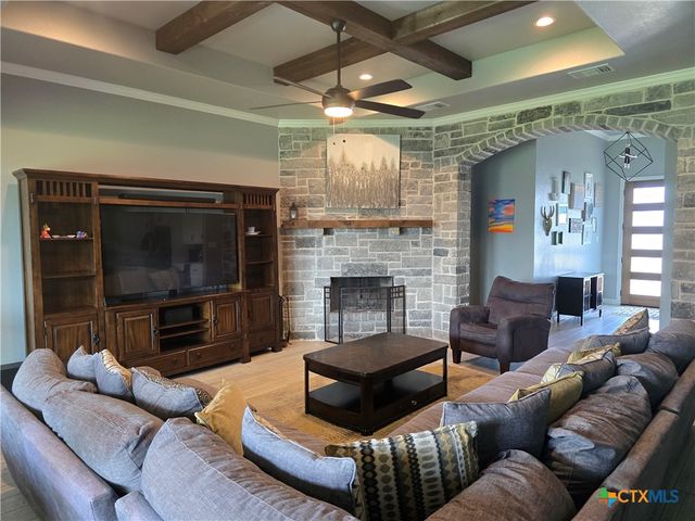 7130 Crystal Valley Drive, Temple, TX 76502