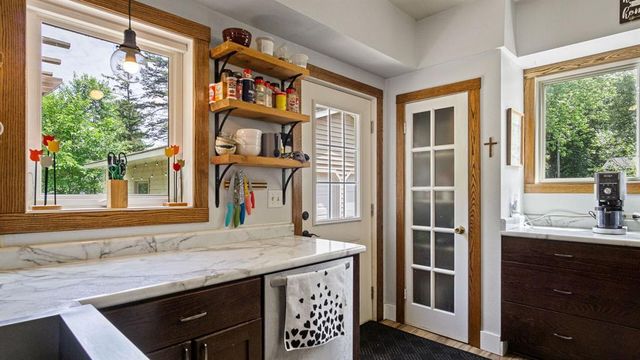 2713 Mercury Avenue, Eau Claire, WI 54703