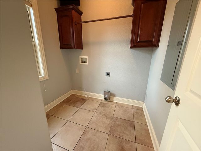 4600 S Old Wire Road, Rogers, AR 72758