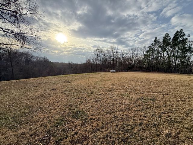 4600 S Old Wire Road, Rogers, AR 72758