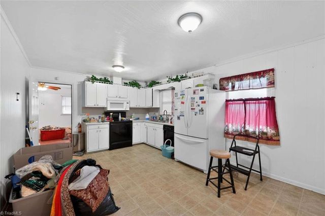 203 Gaylon Street, Mount Airy, NC 27030