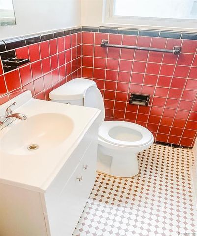 11090 Minden Street, Detroit, MI 48205