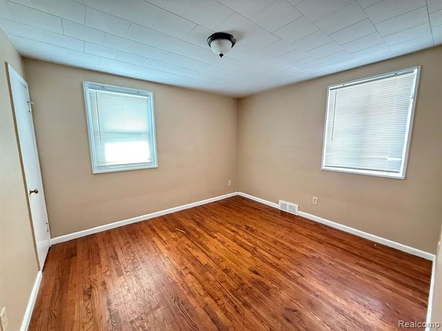 11090 Minden Street, Detroit, MI 48205