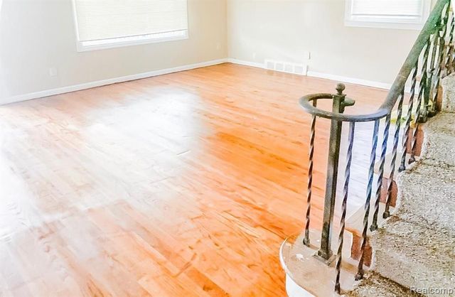 11090 Minden Street, Detroit, MI 48205