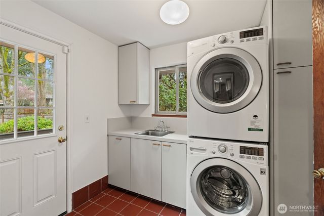 23312 Robin Hood Drive, Edmonds, WA 98020