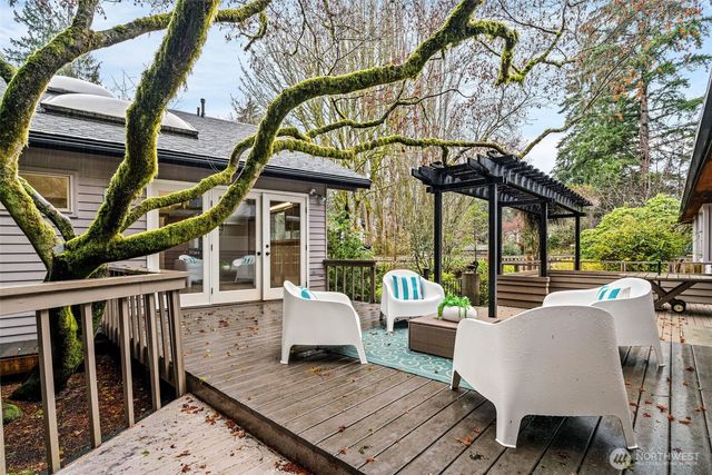 23312 Robin Hood Drive, Edmonds, WA 98020