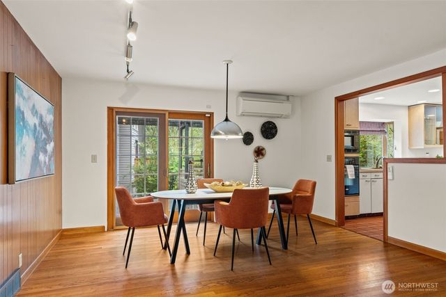 23312 Robin Hood Drive, Edmonds, WA 98020