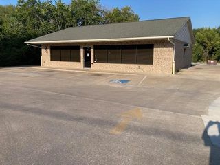 2108 N Center Street, Bonham, TX 75418